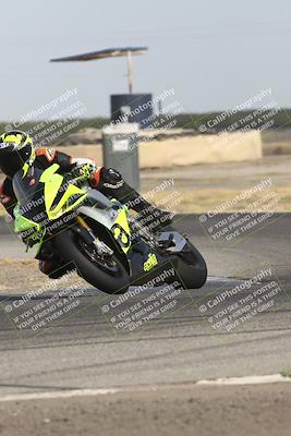 media/Sep-07-2024-Pacific Track Time (Sat) [[9bb89f5e83]]/A group/Phone Wall Paper 1000am/